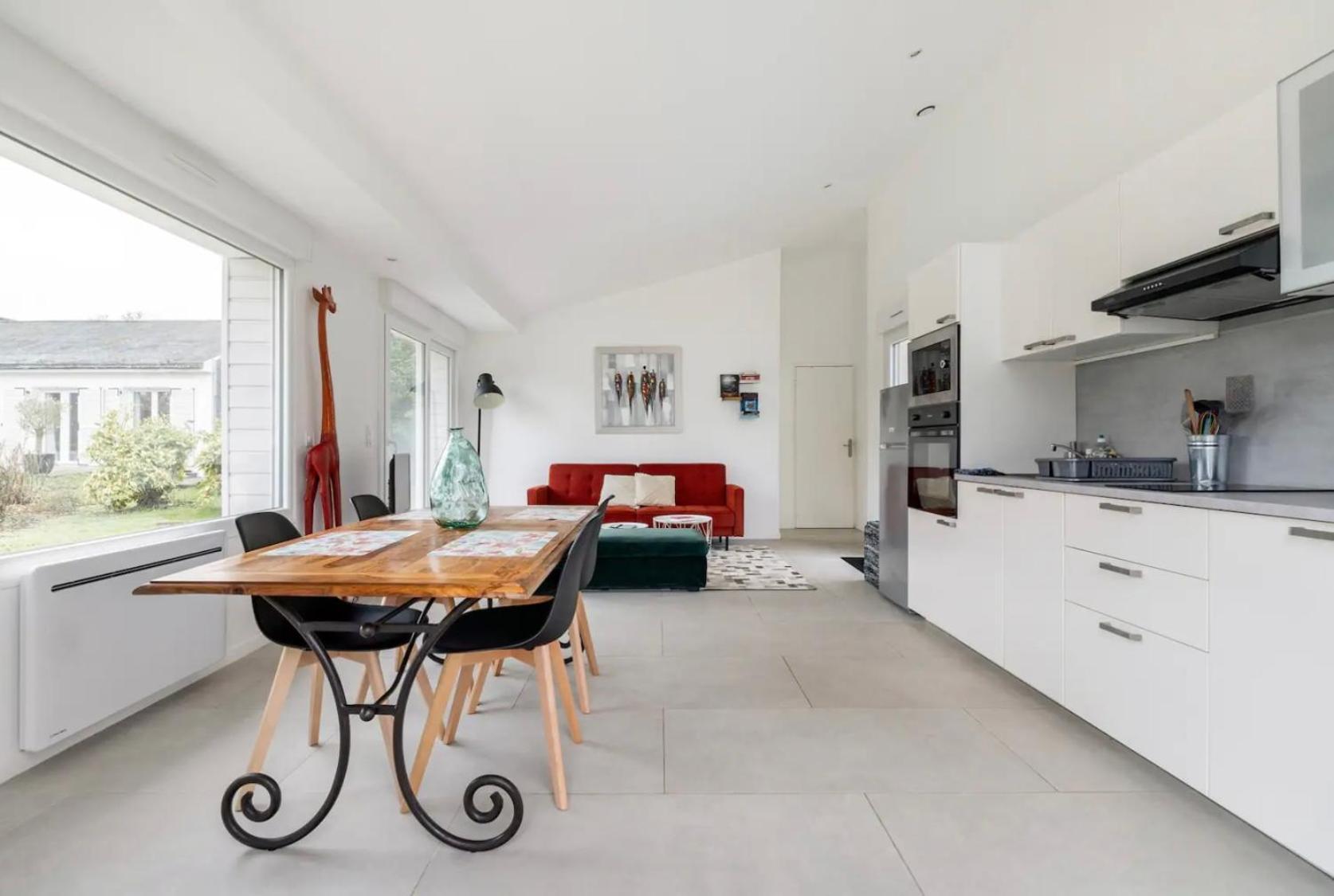 Entouree De Verdure Avec Parking Prive *