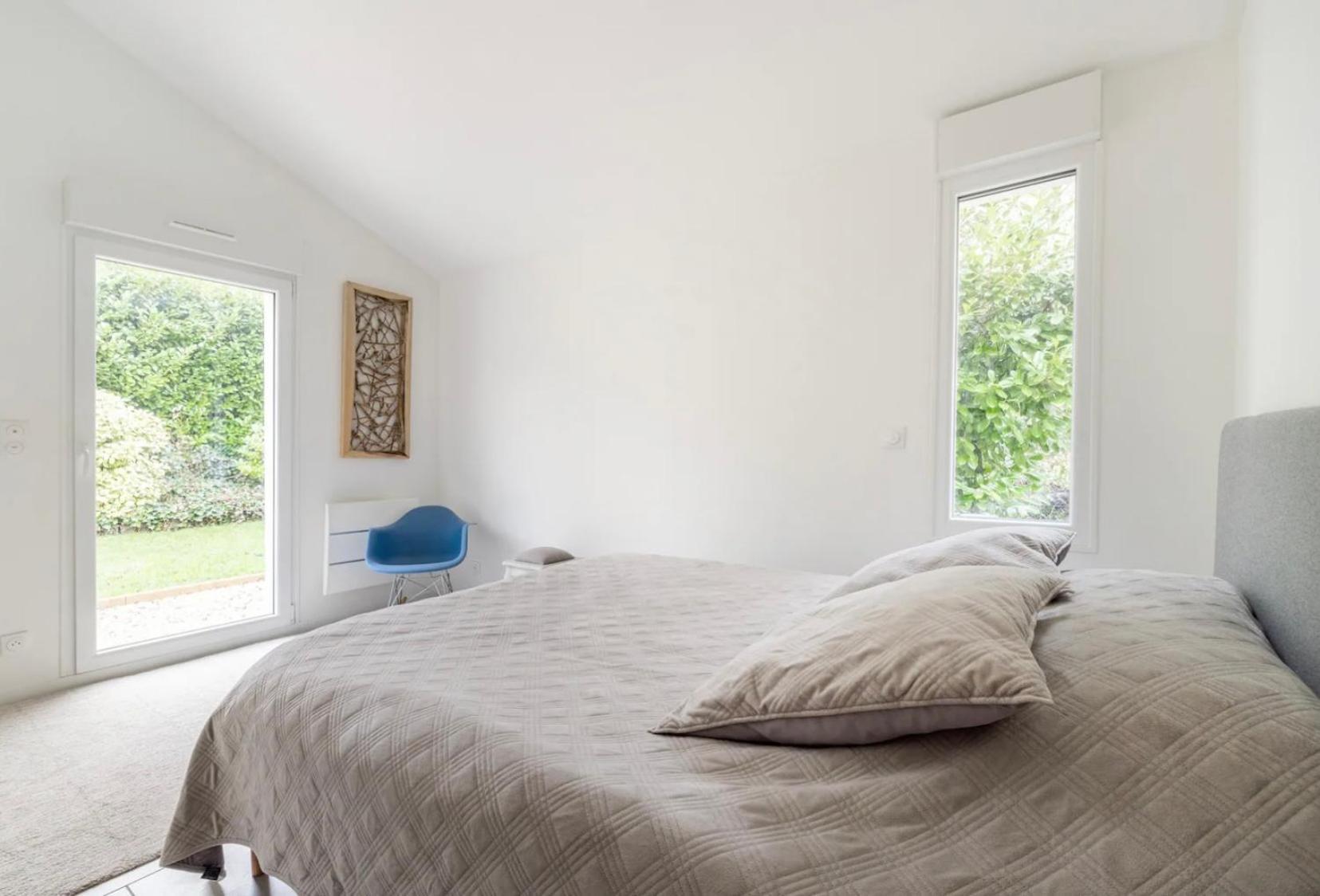 Villa Entouree De Verdure Avec Parking Prive *